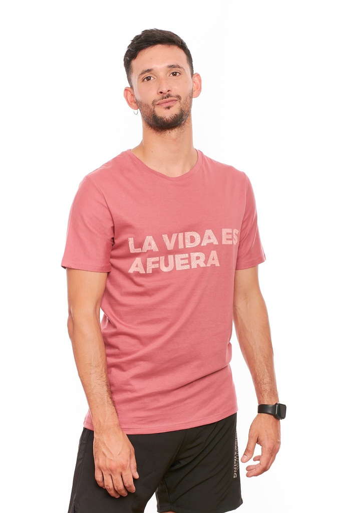 Remera La Vida Es Afuera Unisex Rojo