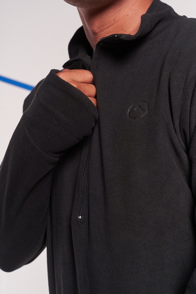 Buzo primera piel Lanin Negro