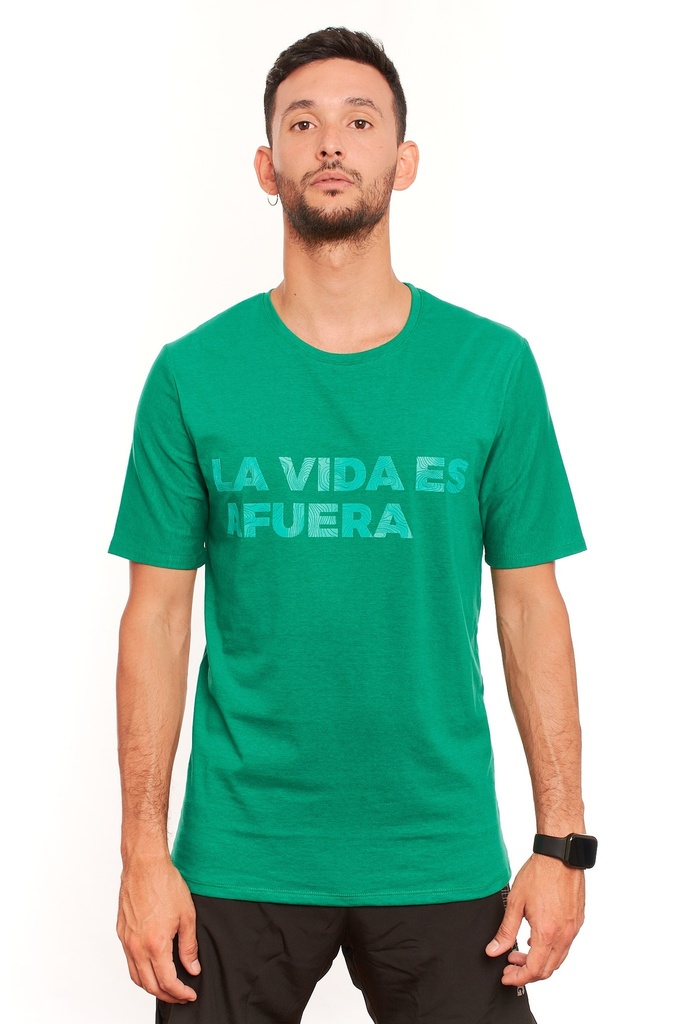 Remera La Vida Es Afuera Unisex Verde