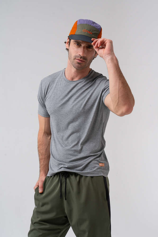 Remera Pure Hombre Gris