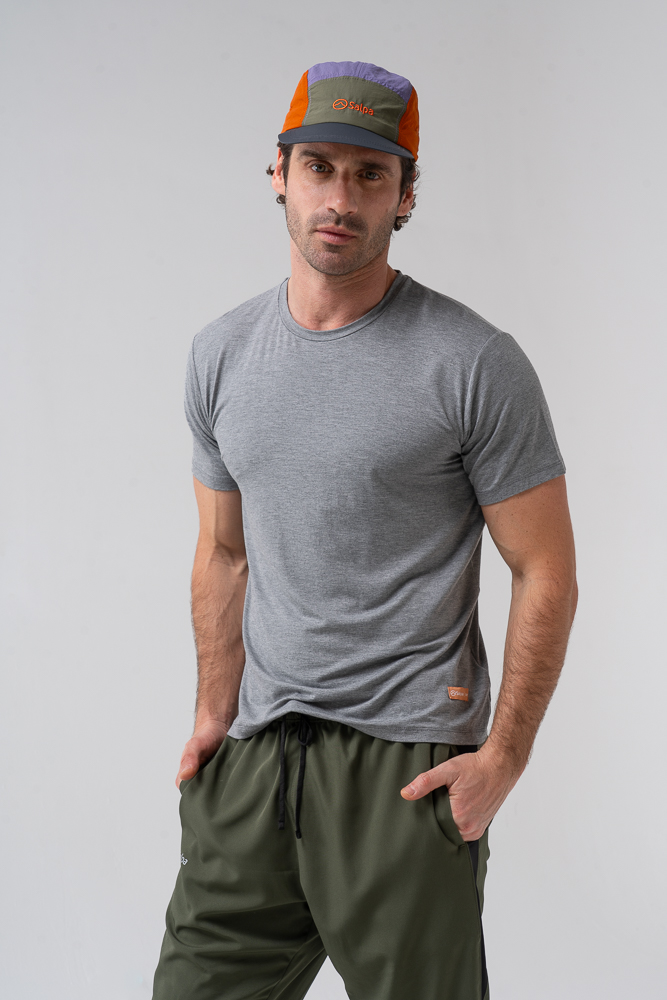 Remera Pure Hombre Gris