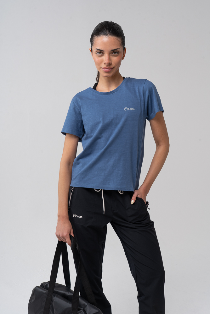 Remera Adho